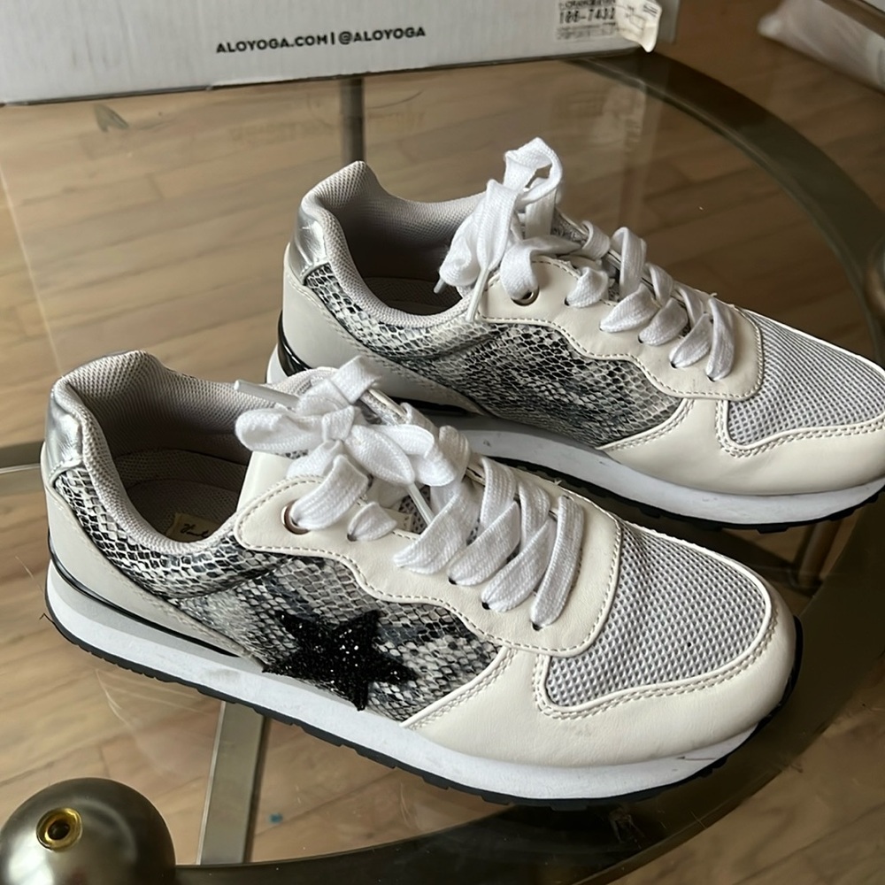 Vintage Havana sneakers